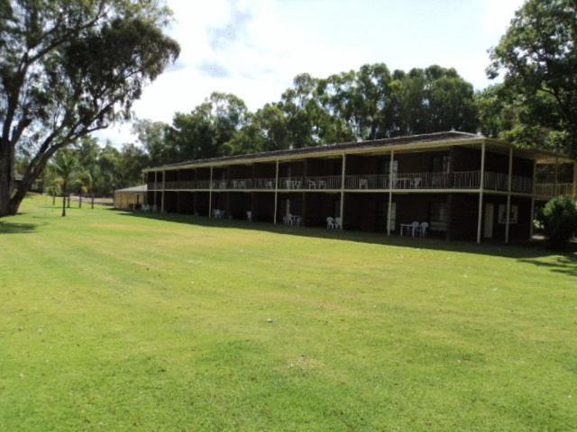 Tocumwal Golf Resort Экстерьер фото